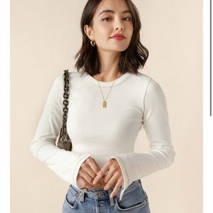 ISO looking for this foundationals mia crop top